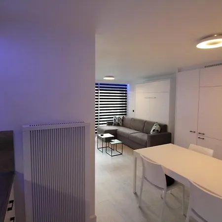 Groot Terras I Luxe I 4 Personen I 50m Van De Dijk I Nieuwpoort-bad Lejlighed